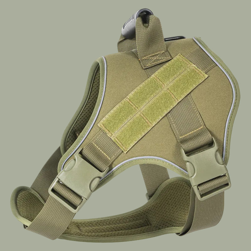 Tactical dog vest: for large dogs (German Shepherd, Golden Retriever) – training, military-style accessories.